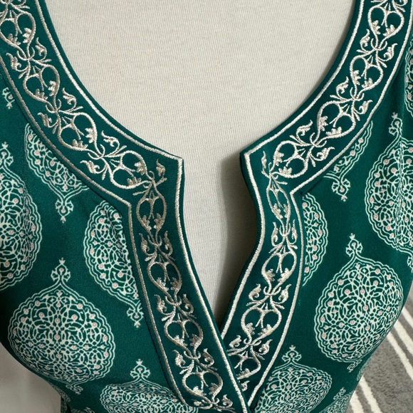 Magnolia Grace Embroidered Trim Knit Shift Dress Size M - Picture 3 of 7